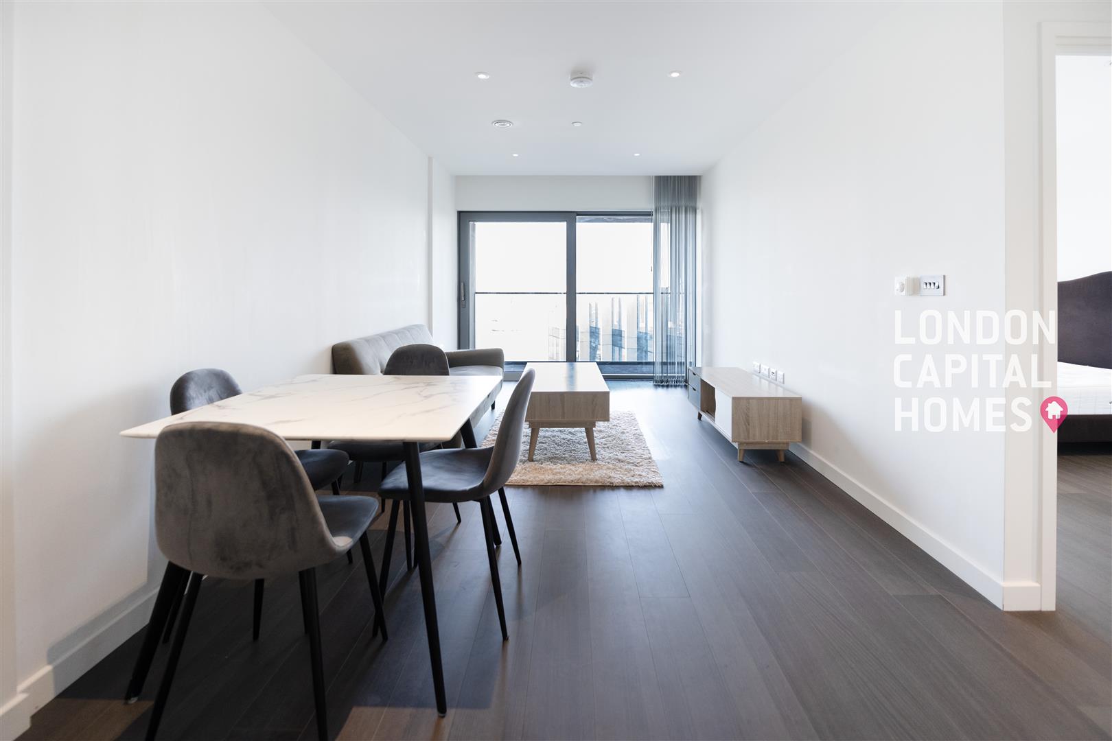 1 bed property in 10 Cutter Lane, LONDON